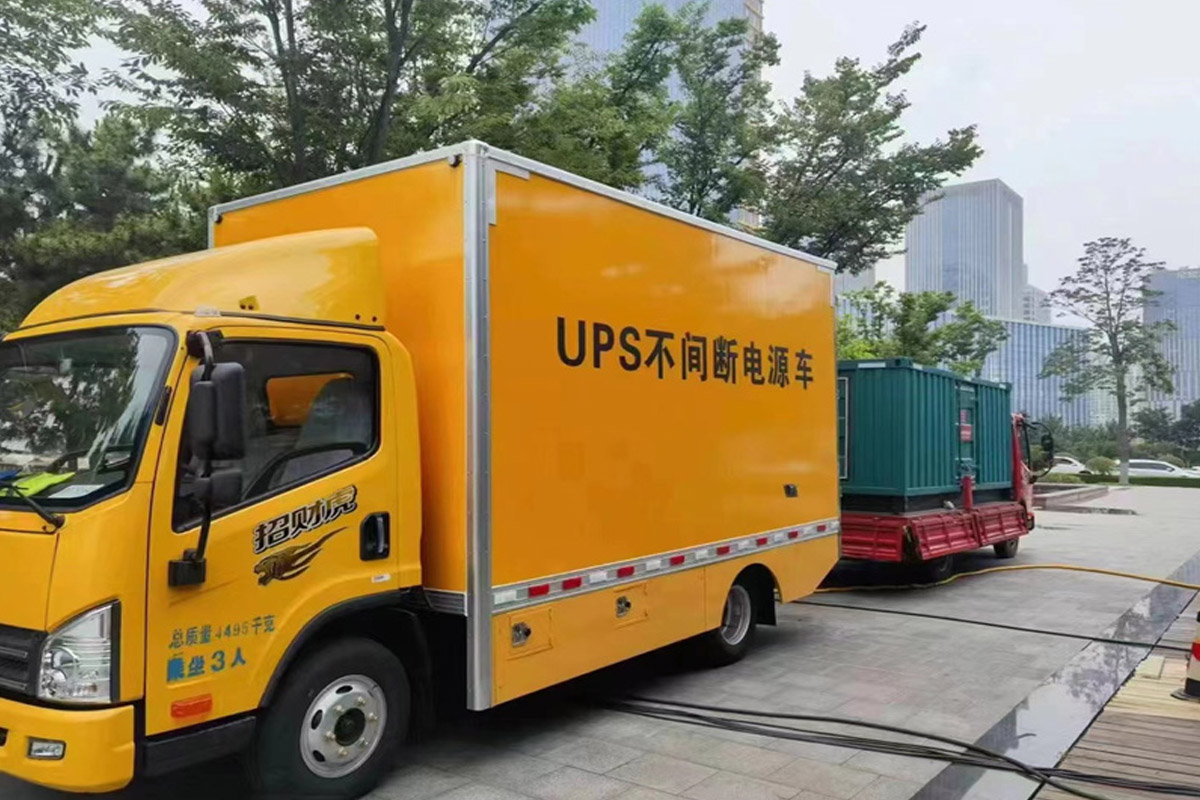 伊宁市发电机租赁施工现场