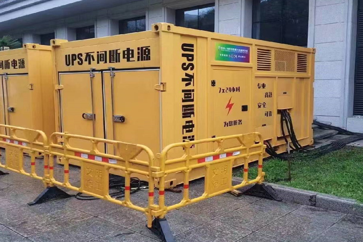 伊宁市发电机租赁施工现场